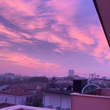 Il Tramonto Daire Rimini Dış mekan fotoğraf